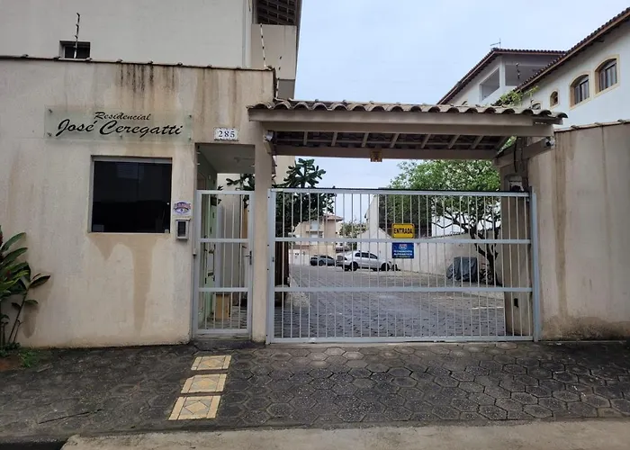 Apartamento aconchegante e espaçoso no Itaguá. Ubatuba